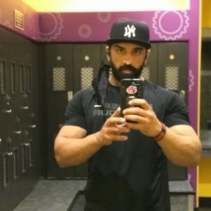 Meet your Posher, Mohammed